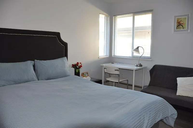 Better Bed Hotel Richmond 3*,  Kanada